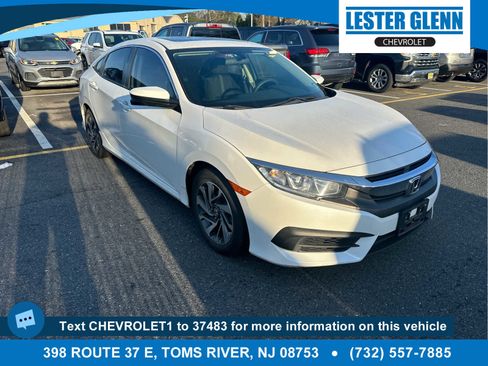 Used 2018 Honda Civic EX image 1
