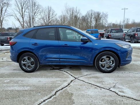 Used 2023 Ford Escape ST-Line Select w/ Tech Pack #1 image 7