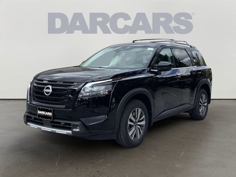 New 2025 Nissan Pathfinder SL w/ Black Appearance Package image 3