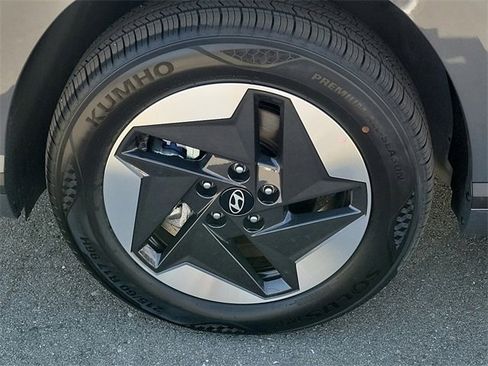 New 2025 Hyundai Kona SEL image 20