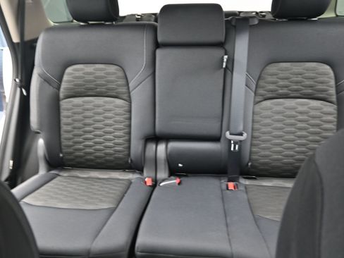 Used 2024 Nissan Pathfinder SV image 22