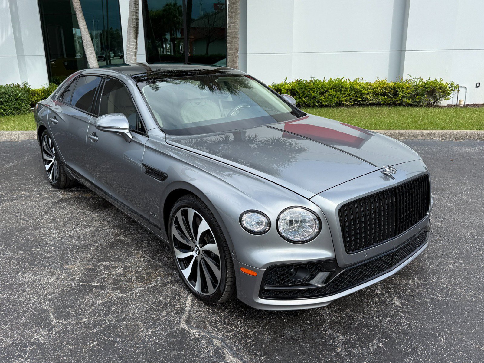 Used 2020 Bentley Flying Spur W12 AWD/4WD image 5