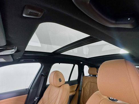 Used 2023 BMW X5 xDrive40i w/ Executive Package image 13