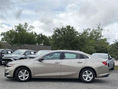 Used 2022 Chevrolet Malibu LS FWD image 7