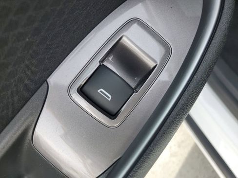 Used 2024 Chevrolet Malibu LT image 17