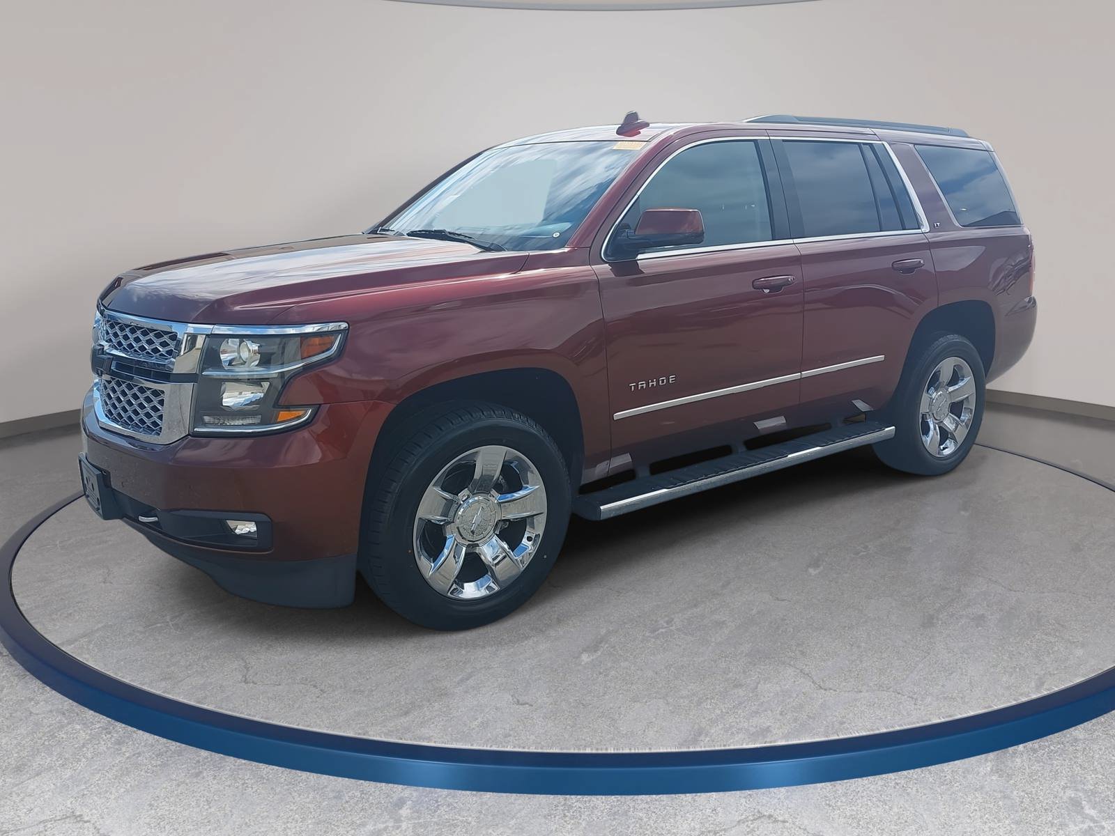 Used 2018 Chevrolet Tahoe LT w/ LT Signature Package AWD/4WD image 1