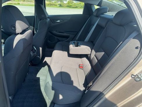 Used 2023 Chevrolet Malibu LT w/ Driver Confidence Package FWD image 16