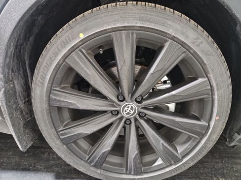 New 2026 Toyota Crown Nightshade image 11