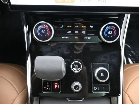 Used 2023 Land Rover Range Rover Sport SE AWD/4WD image 19