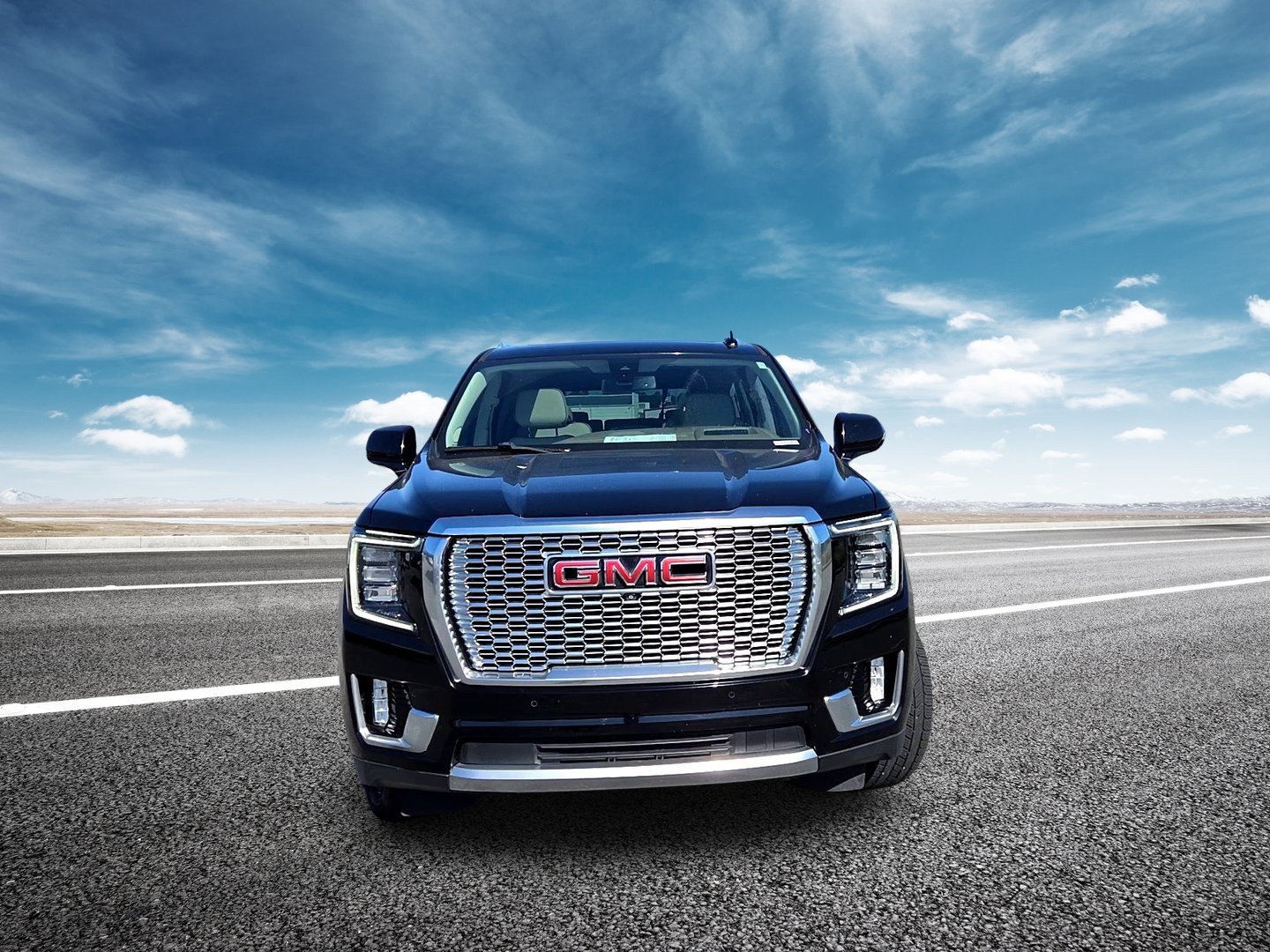 Used 2022 GMC Yukon Denali RWD image 2