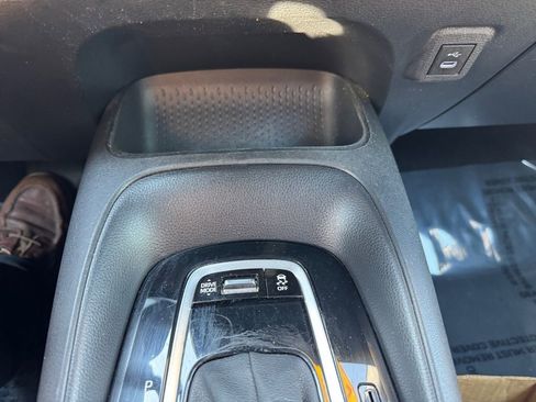 Used 2024 Toyota Corolla SE FWD image 24