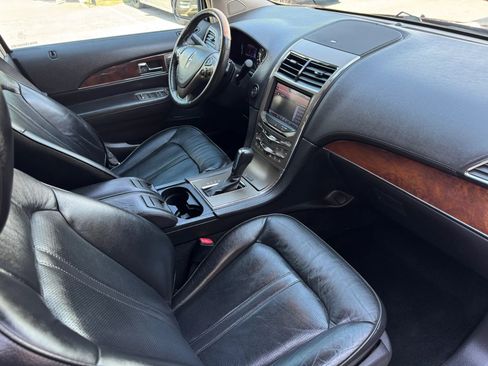 Used 2013 Lincoln MKX AWD image 24