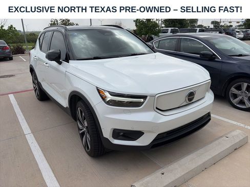 Used 2022 Volvo XC40 P8 Recharge Plus AWD/4WD image 2