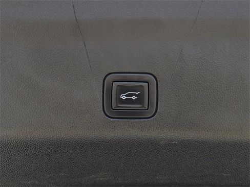 Used 2021 Cadillac Escalade Sport Platinum image 9