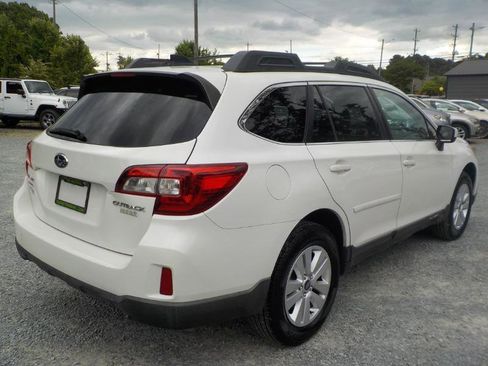 Used 2016 Subaru Outback 2.5i Premium AWD/4WD image 5