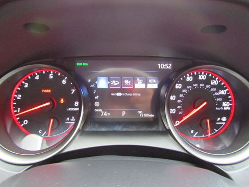 Used 2021 Toyota Camry XSE w/ Navigation Package image 15