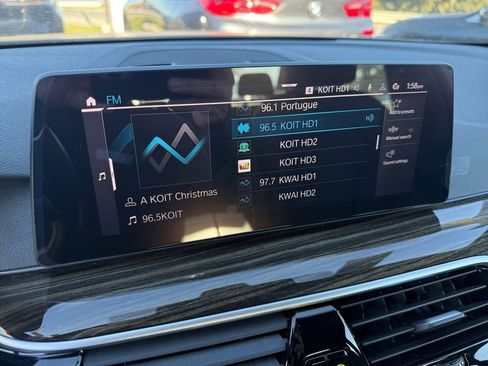 Used 2020 BMW 530e image 13