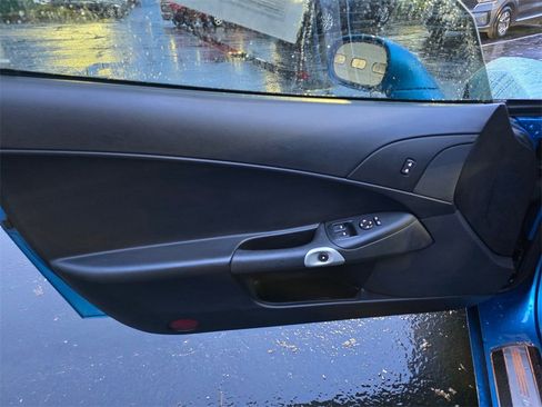 Used 2009 Chevrolet Corvette Coupe image 12