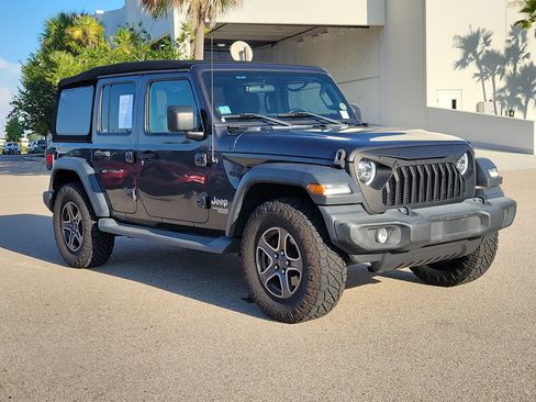 Used 2019 Jeep Wrangler Unlimited Sport S AWD/4WD image 33