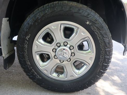 Used 2014 RAM 3500 Laramie AWD/4WD image 43