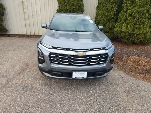 Used 2026 Chevrolet Equinox LT w/ LPO, Floor Liner Package image 2