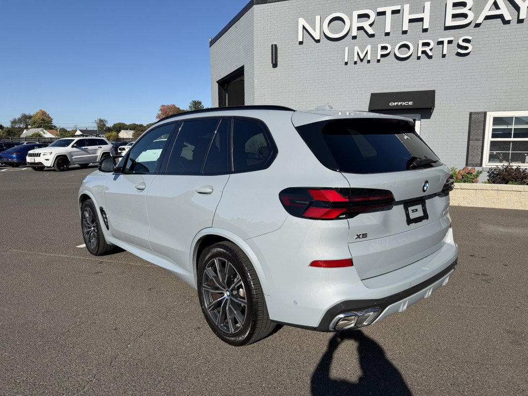 Used 2026 BMW X5 M60i AWD/4WD image 10