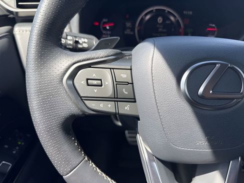 Used 2023 Lexus LX 600 F Sport w/ Accessory Package (Z1) image 16