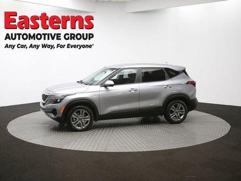 Used 2023 Kia Seltos LX image 71