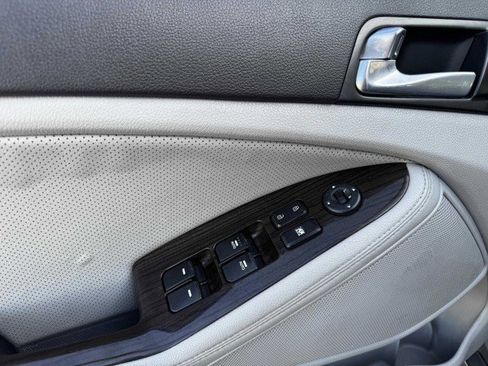 Used 2014 Kia Optima EX image 19