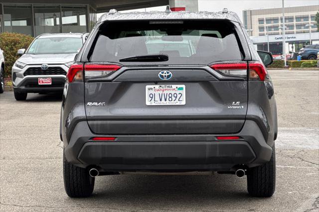 Certified 2024 Toyota RAV4 LE AWD/4WD image 8