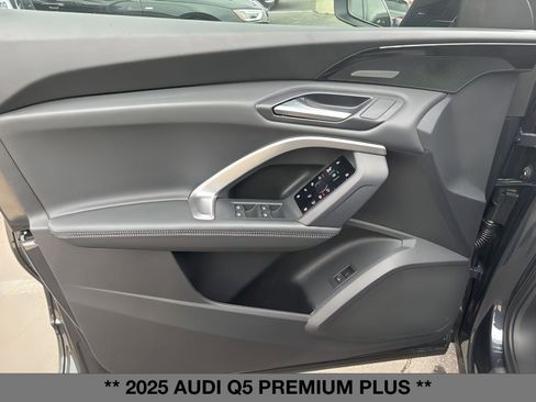 New 2025 Audi Q5 Premium Plus image 12