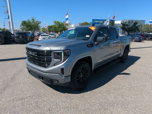 Used 2024 GMC Sierra 1500 Elevation w/ X31 Off-Road Package AWD/4WD image 5