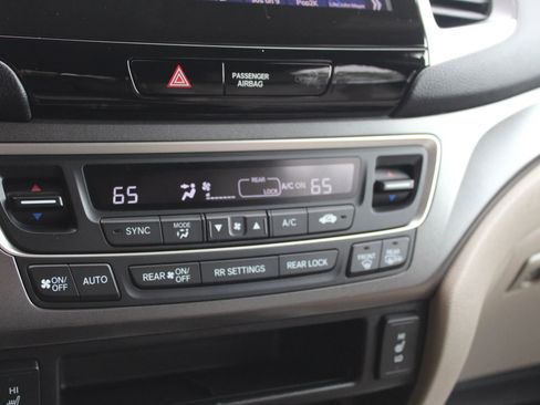 Used 2018 Honda Pilot EX-L image 37