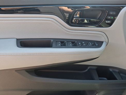 Certified 2023 Honda Odyssey Touring image 11