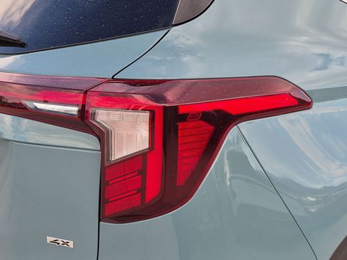 Certified 2024 Kia Seltos S AWD/4WD image 11