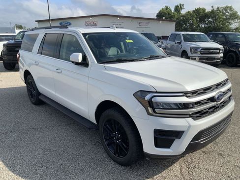 Used 2024 Ford Expedition Max XLT AWD/4WD image 2