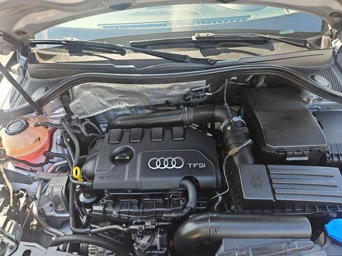 Used 2018 Audi Q3 2.0T Premium Plus w/ Premium Plus Package AWD/4WD image 37