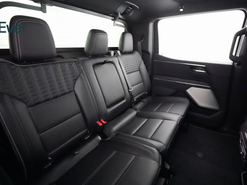 Used 2024 GMC Sierra EV Denali image 6