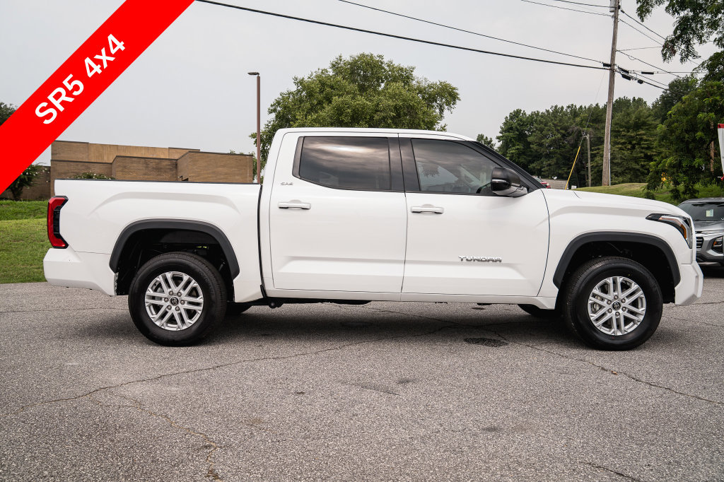 Used 2023 Toyota Tundra SR5 w/ SR5 Premium Package AWD/4WD image 9