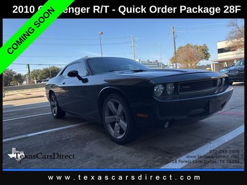 Used 2010 Dodge Challenger R/T image 2