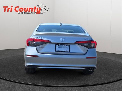 Used 2024 Honda Civic Sport image 6