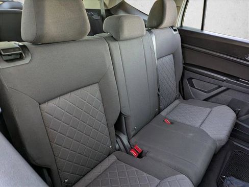 Used 2018 Volkswagen Atlas Launch Edition image 18