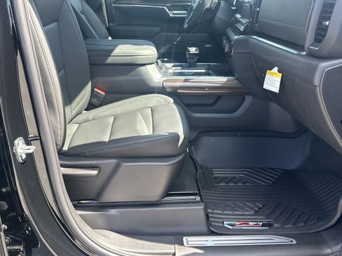 New 2026 Chevrolet Silverado 1500 LT Trail Boss w/ Convenience Package II AWD/4WD image 13