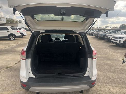 Used 2016 Ford Escape SE image 17