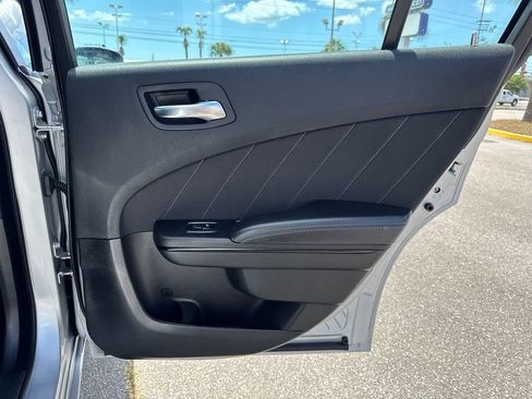 Used 2022 Dodge Charger SXT w/ Blacktop Package image 16