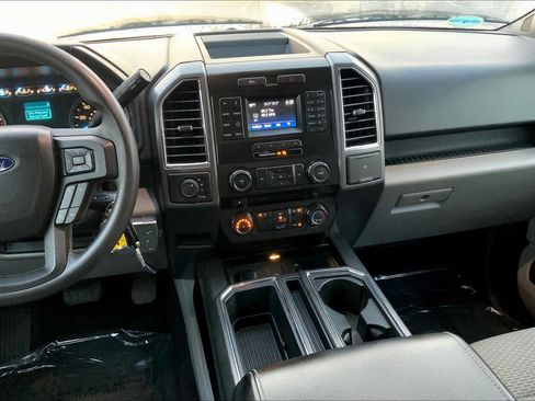 Used 2016 Ford F150 XLT AWD/4WD image 7