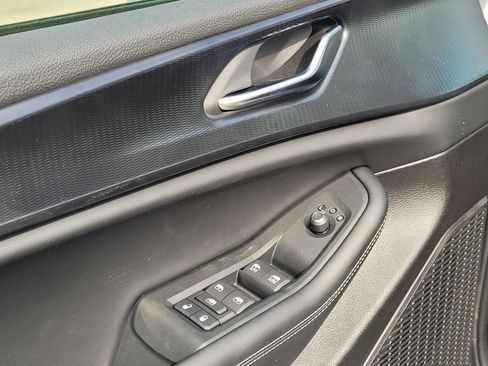 New 2025 Jeep Grand Cherokee L Altitude image 9