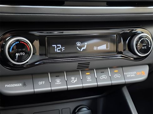 Used 2023 Hyundai Kona SEL w/ Convenience Package image 32