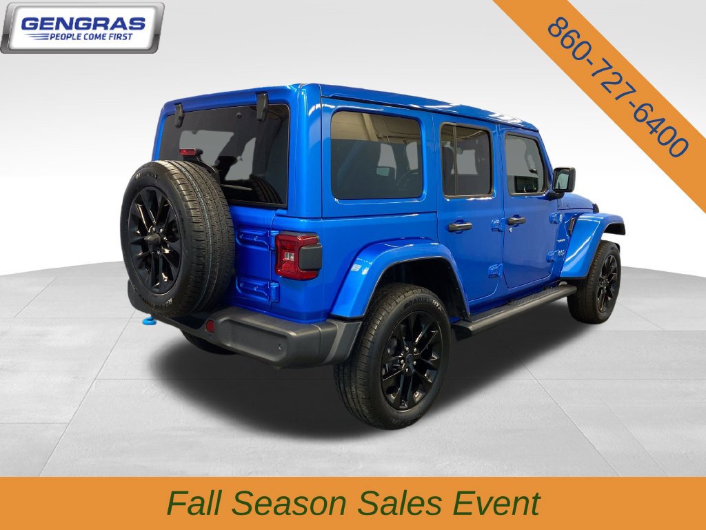 Used 2024 Jeep Wrangler Unlimited Sahara w/ Safety Group AWD/4WD image 8
