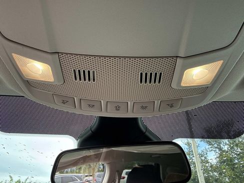 Used 2024 Ford Edge SE AWD/4WD image 43